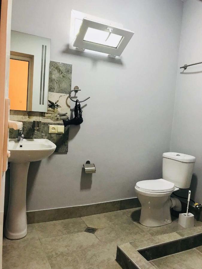 Hotel Season Kutaisi Zewnętrze zdjęcie
