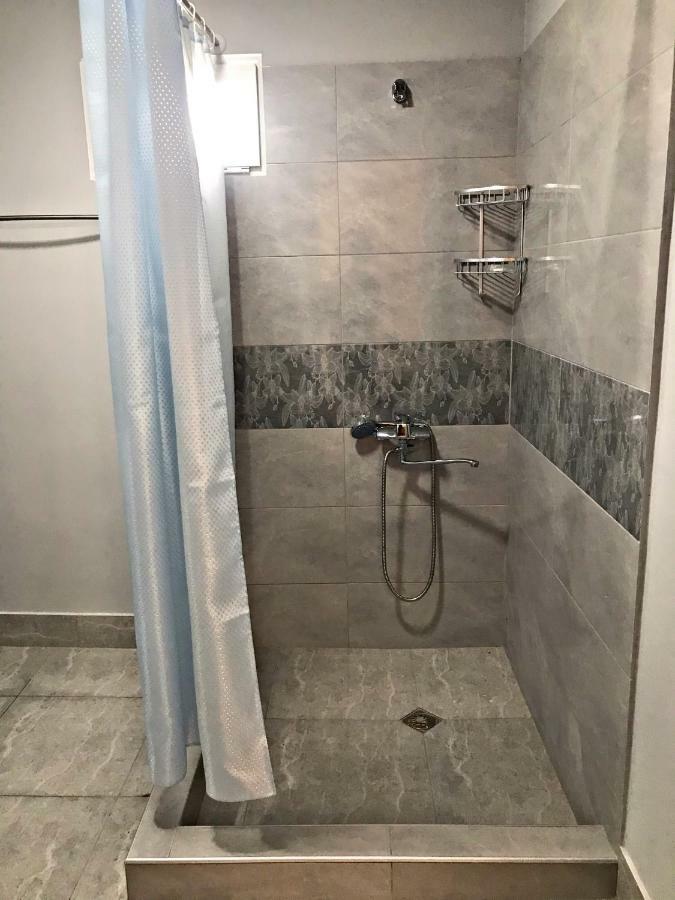 Hotel Season Kutaisi Zewnętrze zdjęcie